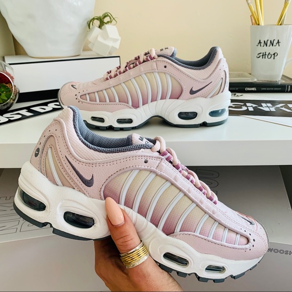 air max tailwind rose